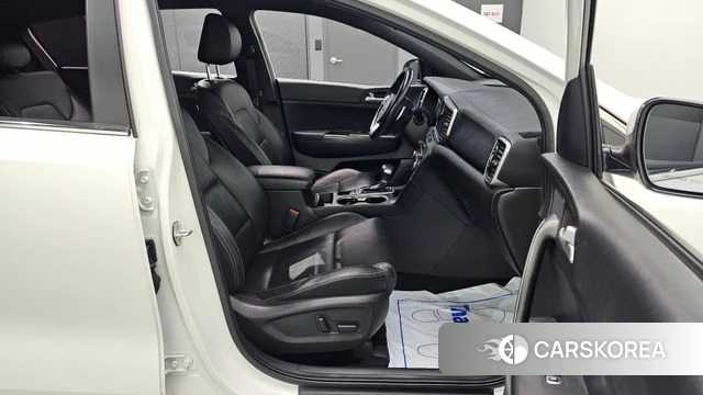 Kia Sportage The Bold 2018 Белый из Кореи, фото 3