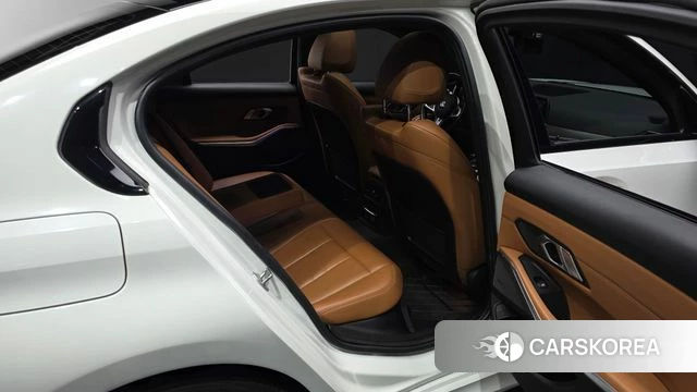 BMW 3 Series (G20) 2019 Белый из Кореи, фото 3