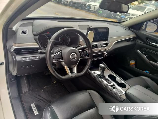Nissan Altima 2022 Белый из Китая, фото 3