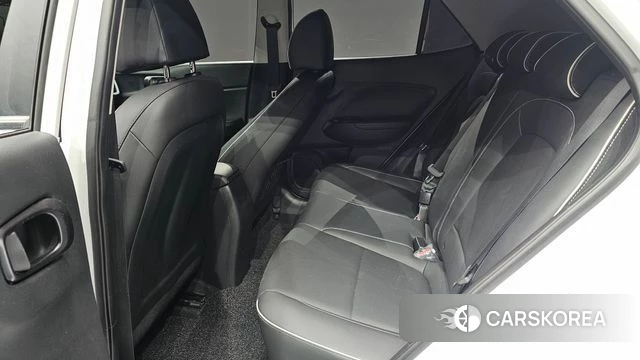 Hyundai Venue 2022 Белый из Кореи, фото 3