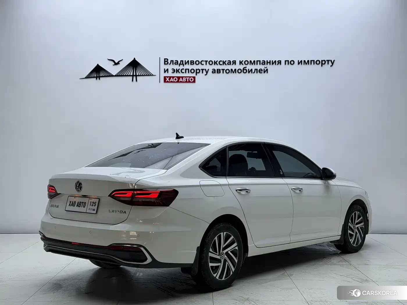 Volkswagen Lavida 2022 Белый из Китая, фото 3