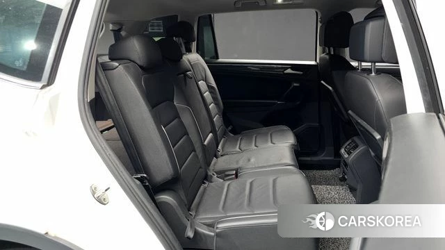 Volkswagen Tiguan Allspace 2020 Белый из Кореи, фото 3