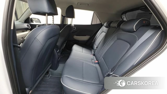 Hyundai Venue 2025 Белый из Кореи, фото 3