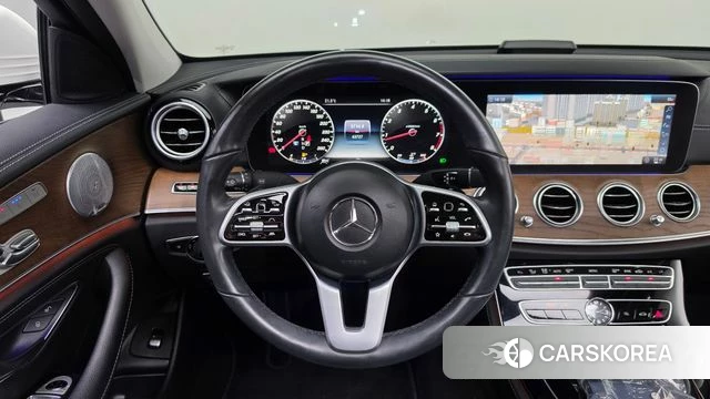 Mercedes-Benz E-Class W213 2019 Белый из Кореи, фото 3