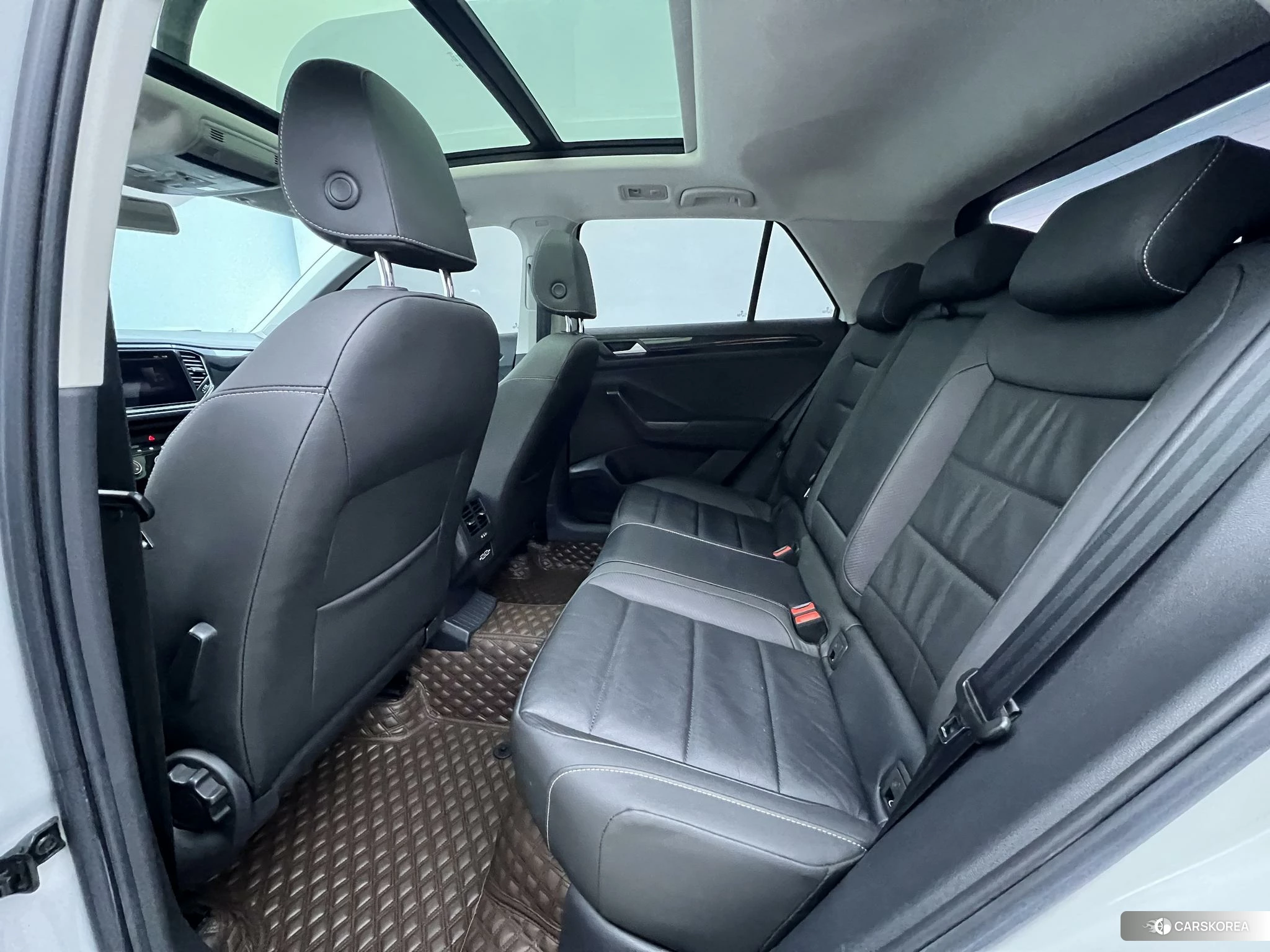 Volkswagen T-Roc 2021 Белый из Китая, фото 3