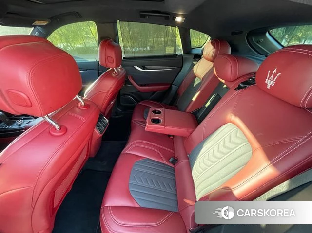 Maserati Levante 2019 Черный из Кореи, фото 3