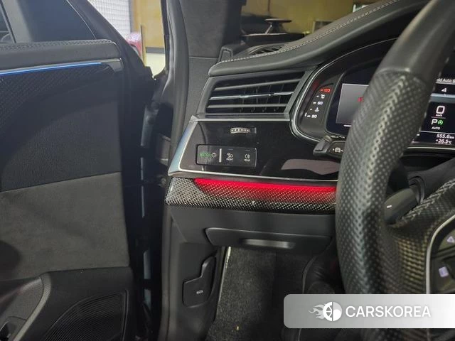Audi SQ8 (4M) 2020 Черный из Кореи, фото 3
