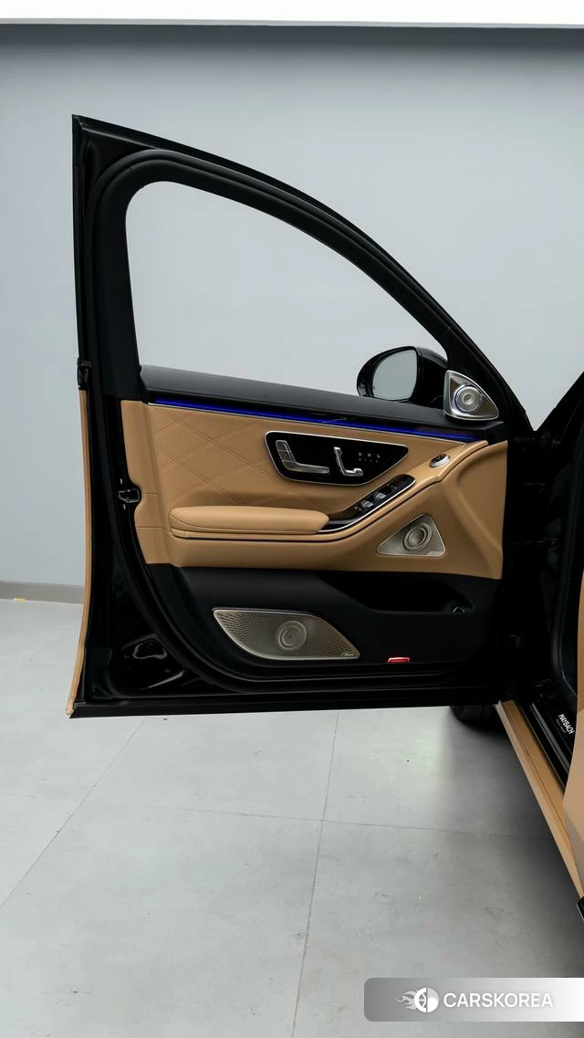 Mercedes-Benz Maybach S-Class 2023 Шампань из Китая, фото 3