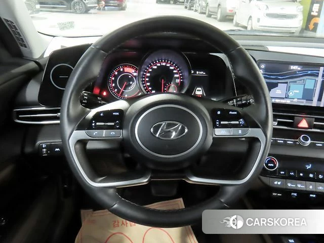 Hyundai Avante (CN7) 2022 Белый из Кореи, фото 3