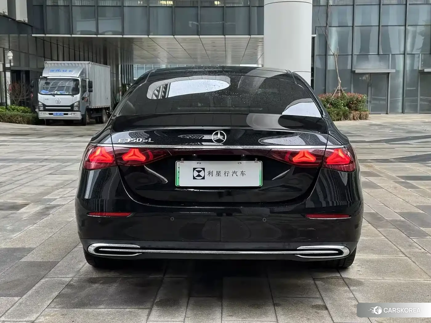 Mercedes-Benz E-Class 2025 Черный из Китая, фото 3