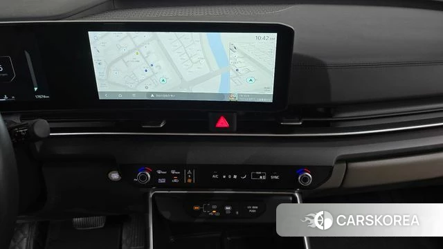 Kia The New Carnival 4th Generation 2025 Белый из Кореи, фото 3