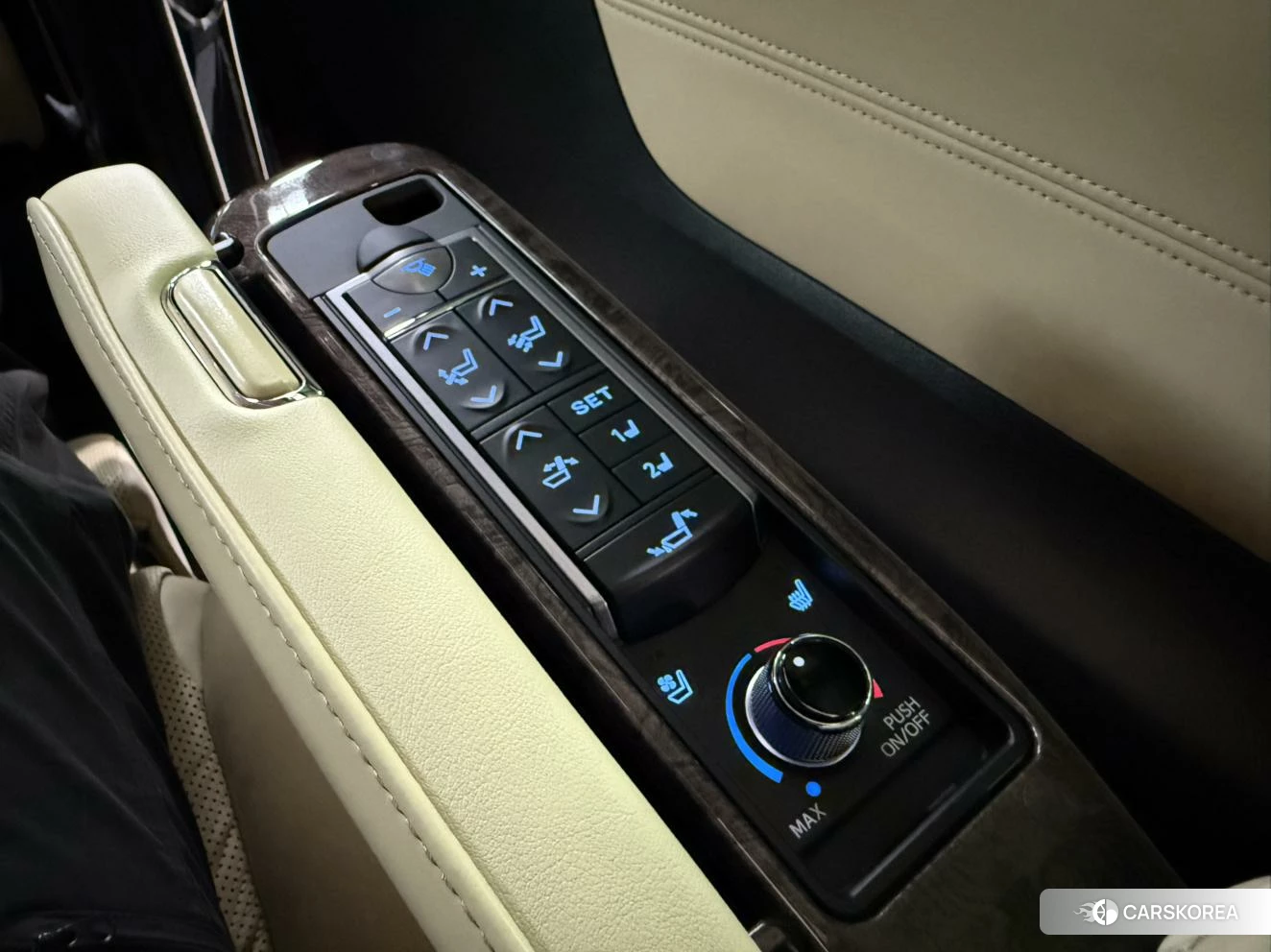 Toyota Vellfire 2021 Черный из Китая, фото 3