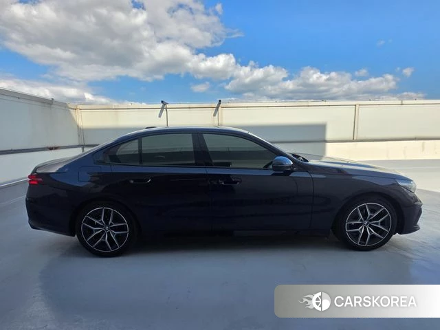 BMW 5 Series (G60) 2026 Черный из Кореи, фото 3