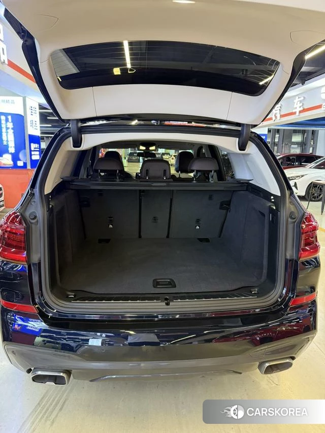 BMW X3 2021 Черный из Китая, фото 3