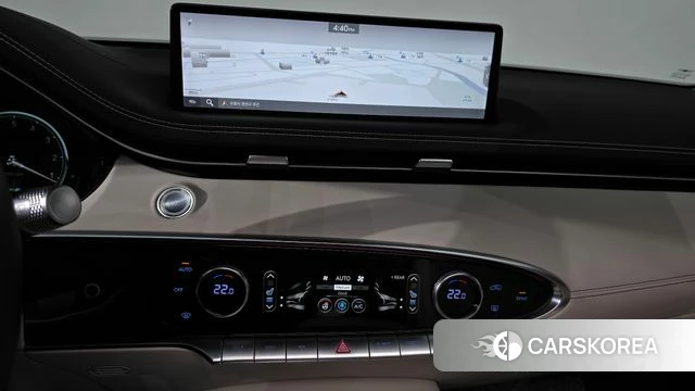 Genesis GV70 2023 Белый из Кореи, фото 3