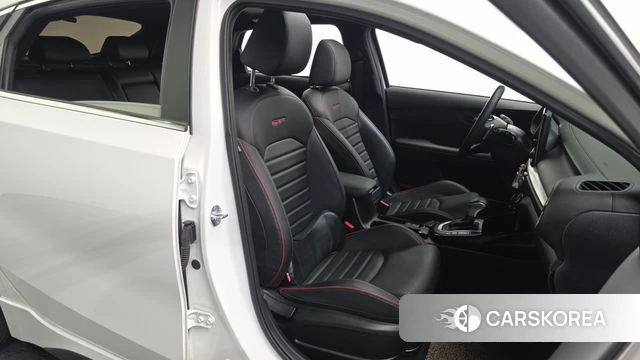 Kia The New K3 2nd generation 2021 Белый из Кореи, фото 3