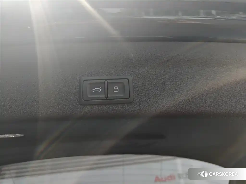 Audi A6 2021 Зеленый из Китая, фото 3