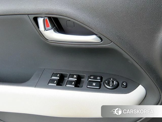 Kia The New Kia Ray 2023 Белый из Кореи, фото 3