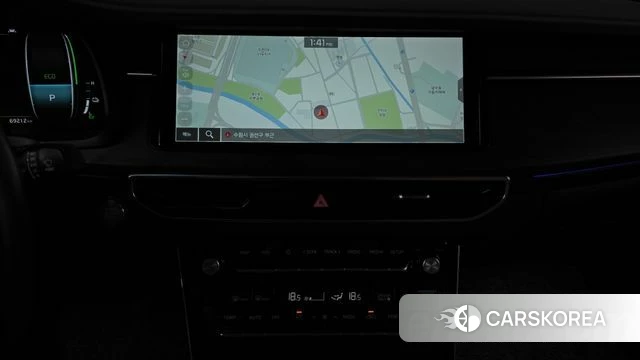 Kia K7 Premier Hybrid 2021 Белый из Кореи, фото 3