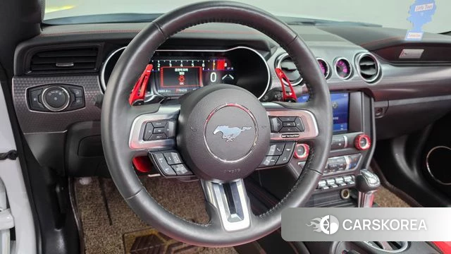 Ford Mustang 2022 Белый из Кореи, фото 3