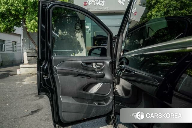 Mercedes-Benz V-Class 2022 Черный из Китая, фото 3