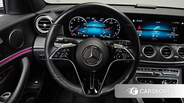 Mercedes-Benz E-Class W213 2023 Белый из Кореи, фото 3