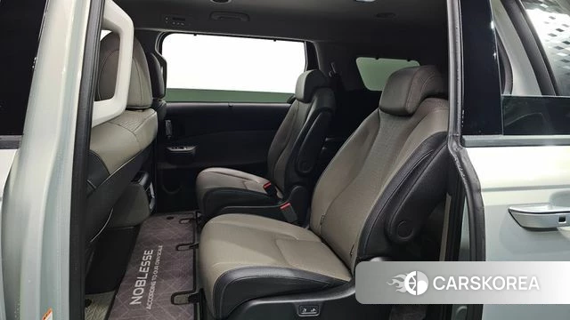 Kia The New Carnival 4th Generation 2026 Серебряный из Кореи, фото 3