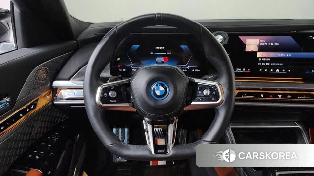 BMW i7 (G70) 2023 Черный из Кореи, фото 3