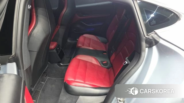 Porsche Taycan id 4923256 из Кореи 3