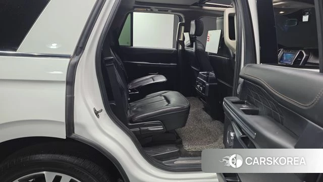 Ford Expeditation 2021 Белый из Кореи, фото 3