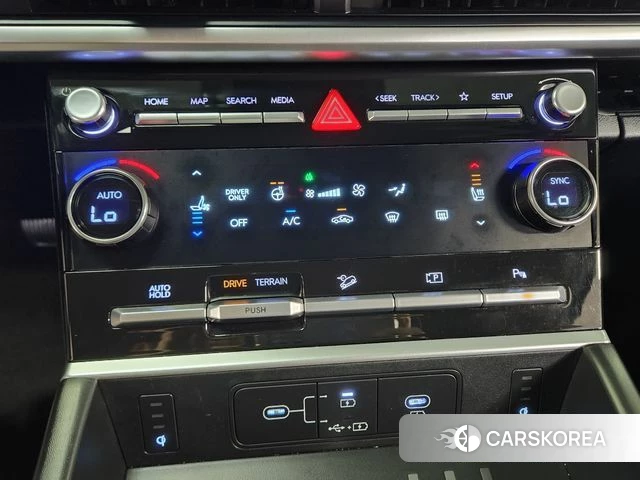 Hyundai Santa Fe (MX5) 2023 Серый из Кореи, фото 3
