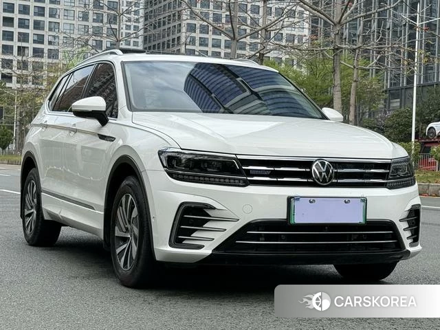 Volkswagen Tiguan L 2021 Белый из Китая, фото 3