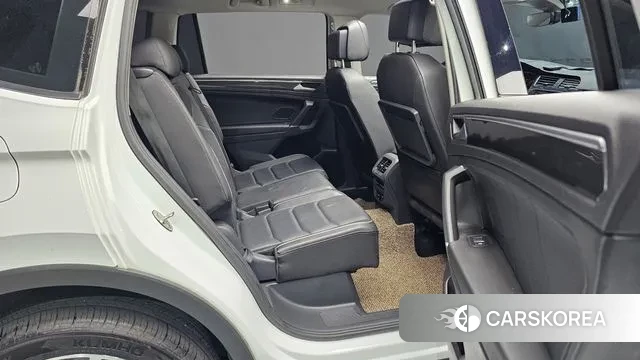 Volkswagen Tiguan second Generation 2020 Белый из Кореи, фото 3