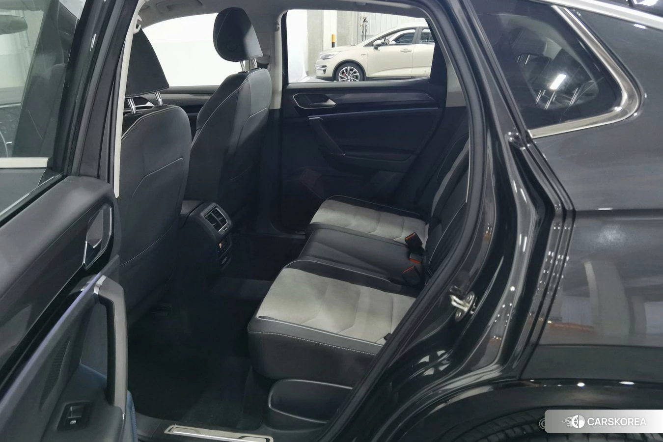 Volkswagen Tayron 2020 Черный из Китая, фото 3