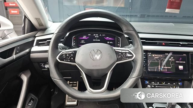 Volkswagen Arteon 2023 Белый из Кореи, фото 3