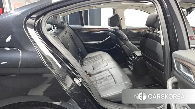 BMW 5 Series (G30) 2019 Черный из Кореи, фото 3