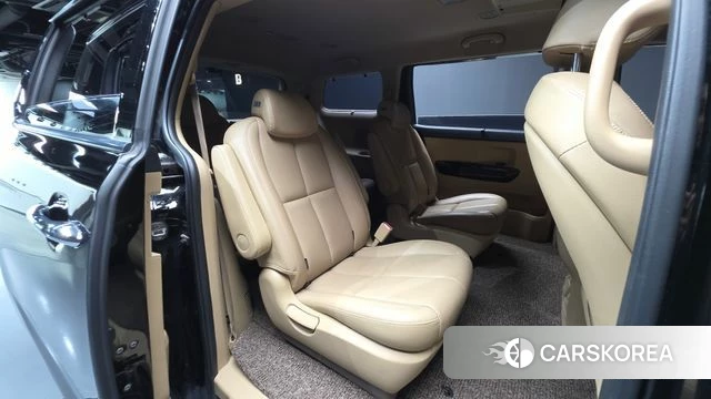 Kia The New Carnival 2018 Черный из Кореи, фото 3