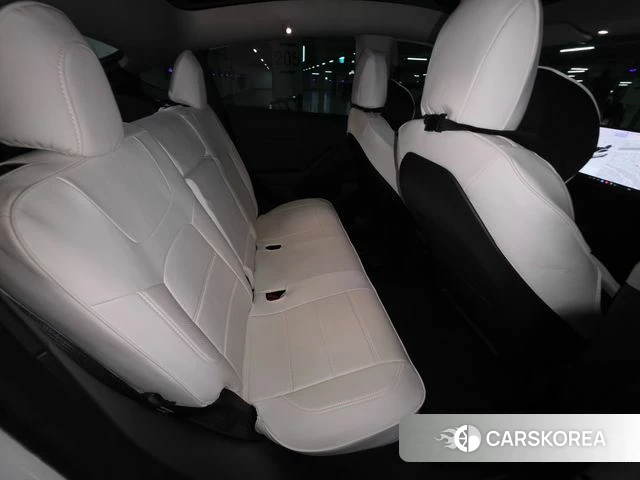 Tesla Model Y 2021 Белый из Кореи, фото 3