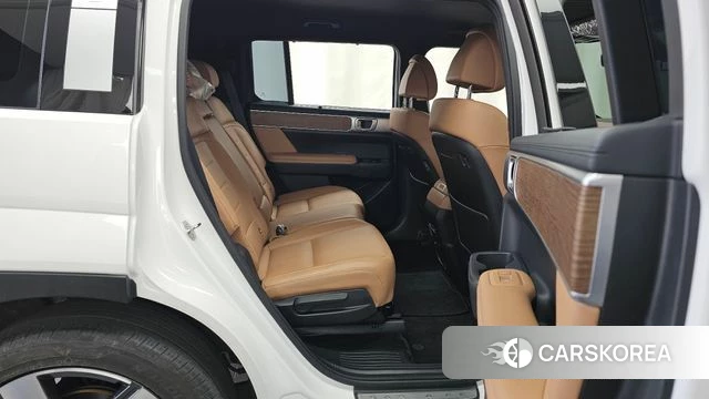 Hyundai Santa Fe (MX5) 2023 Белый из Кореи, фото 3