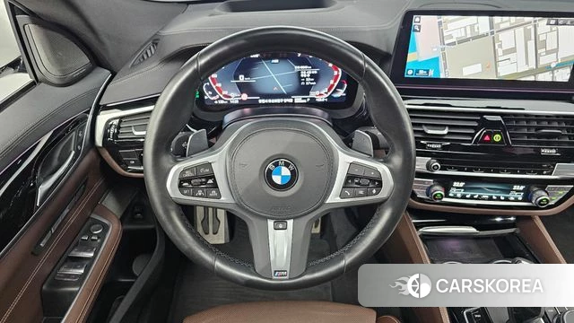 BMW 6 Series GT (G32) 2023 Белый из Кореи, фото 3