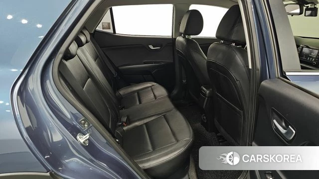 Kia Stonic 2018 Синий из Кореи, фото 3