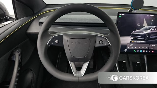 Tesla Model Y 2026 Серый из Кореи, фото 3