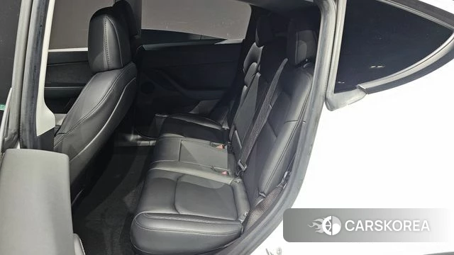 Tesla Model Y 2021 Белый из Кореи, фото 3