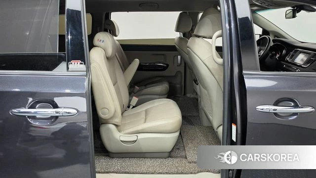 Kia The New Carnival 2018 Серый из Кореи, фото 3