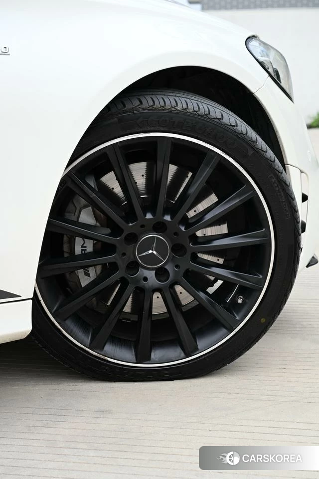 Mercedes-Benz AMG C-Class 2020 Белый из Китая, фото 3