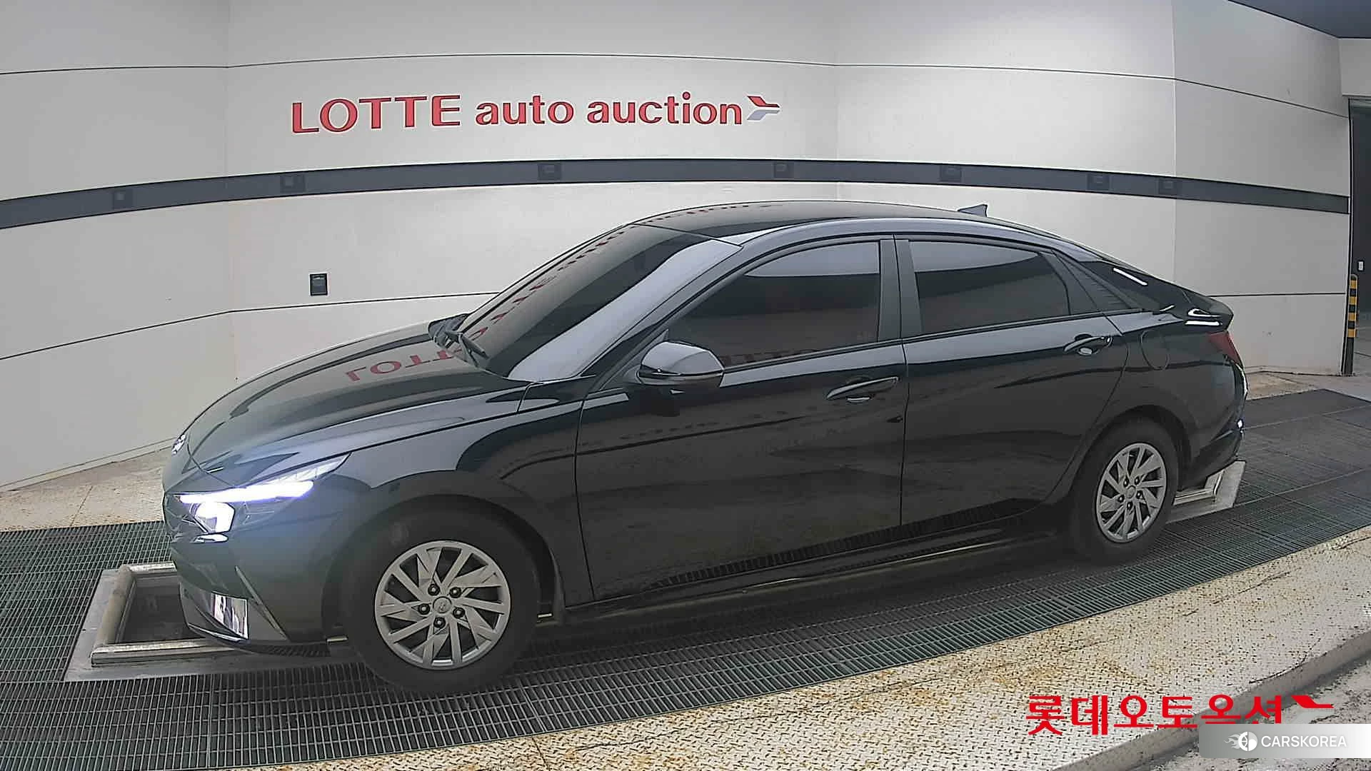 Hyundai Avante 2021 Phantom Black из Кореи, фото 3