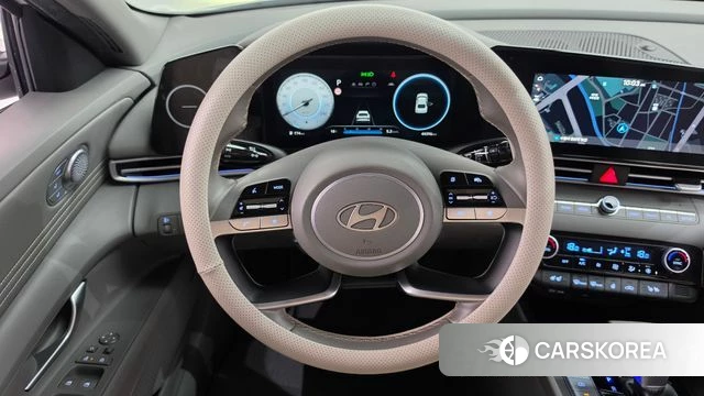 Hyundai The New Avante (CN7) 2023 Белый из Кореи, фото 3