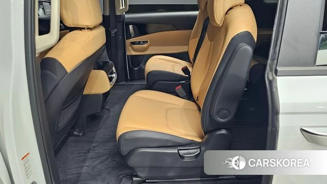 Kia Carnival 4th generation 2023 Белый из Кореи, фото 3