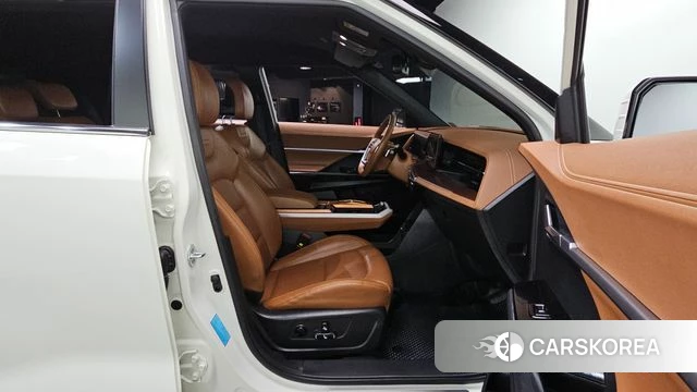 Ssangyong Torres EVX 2024 Белый из Кореи, фото 3