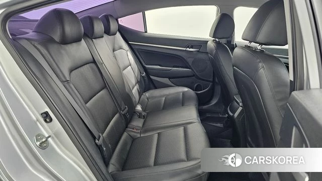 Hyundai The New Avante AD 2019 Светло-серебряный цвет из Кореи, фото 3